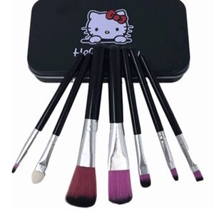 Hello Kitty Makeup Brush Set